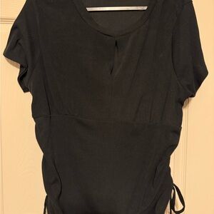 Rouge! Elegant Black Short Sleeve Top